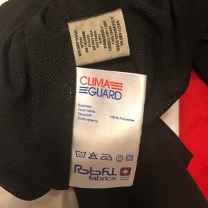 Cutter and Buck Long Sleeved Pullover Golf Jacket